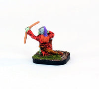 PTD OH14-05: Goblin kneeling firing Bow